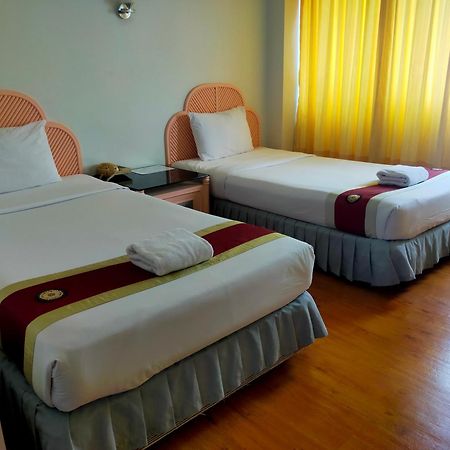 Thumrin Hotel Trang Camera foto